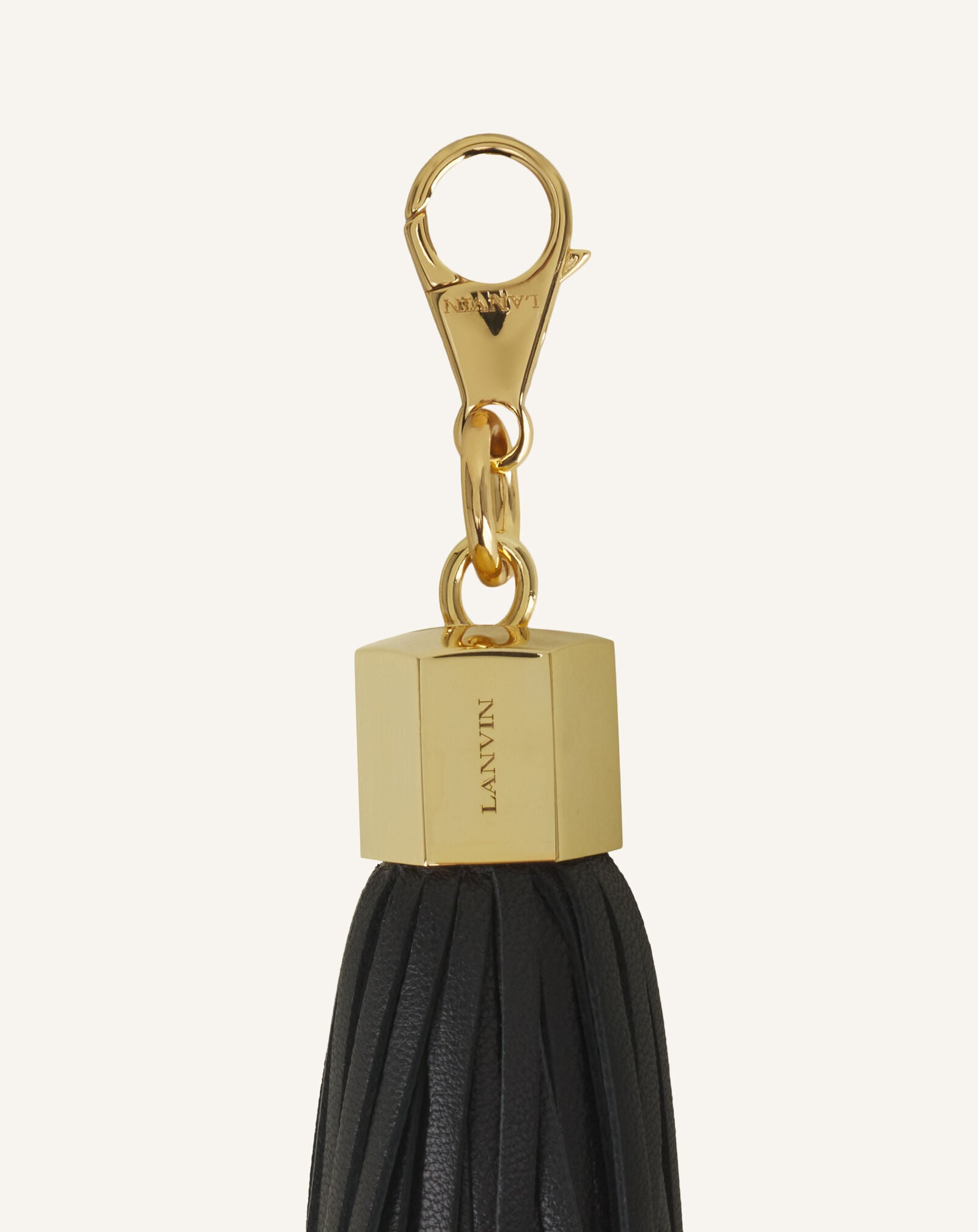 TASCHENANHÄNGER MIT POMPON AUS LEDER Lanvin TASCHENANHÄNGER MIT POMPON AUS LEDER Schwarz LWSLJYP2NAPAE26