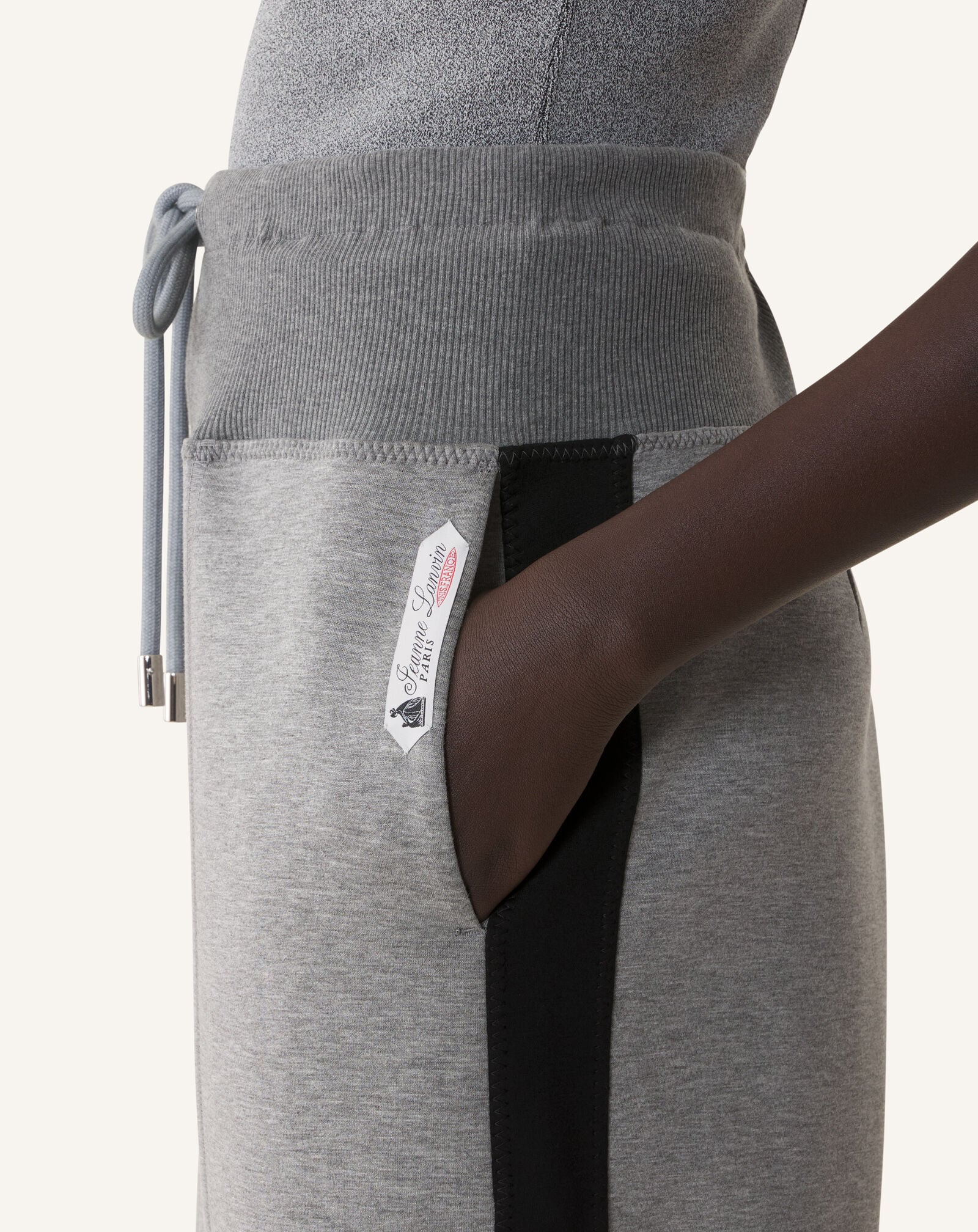 WIDE JOGGING SUIT IN DOUBLE-FACED JERSEY in Light Grey/Black | Lanvin®