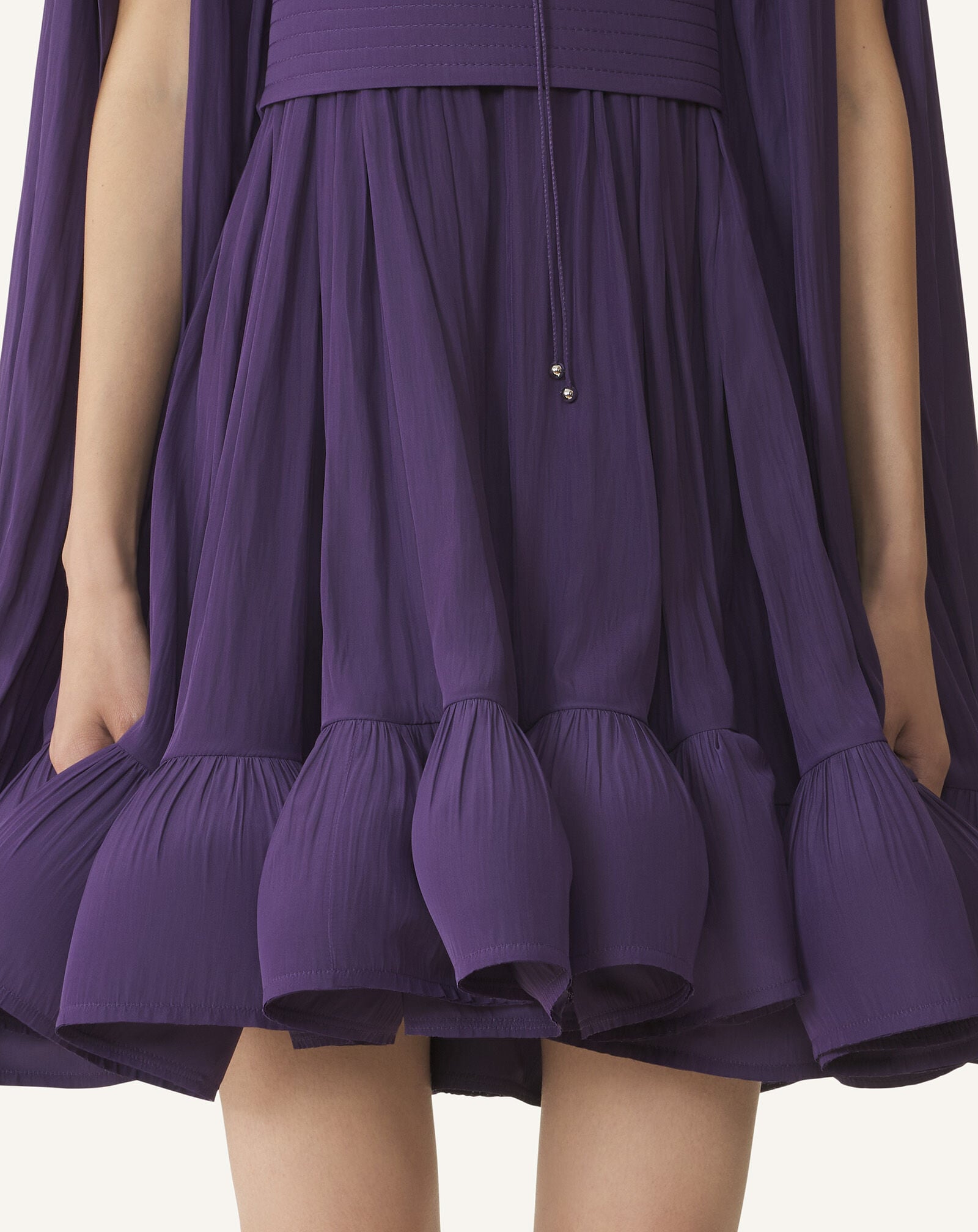 KURZES KLEID AUS CHARMEUSE Lanvin KURZES KLEID AUS CHARMEUSE Dunkelviolett RWDR209U4778H20