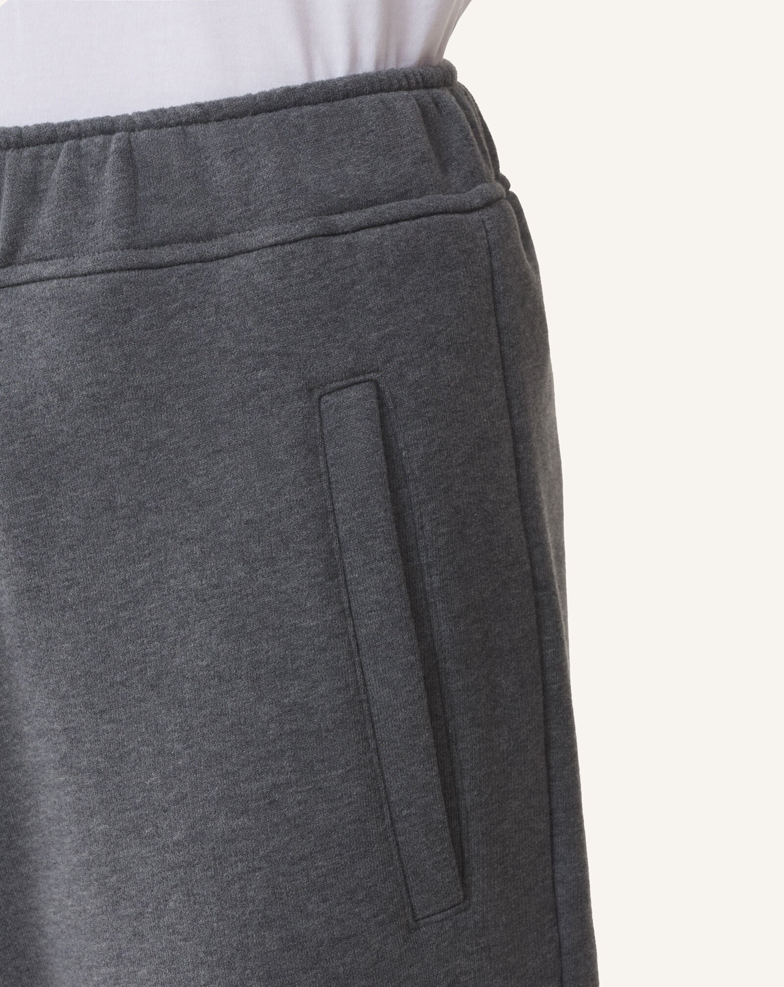 PANTALON DE JOGGING RUBAN LANVIN EN COTON ET CACHEMIRE Lanvin PANTALON DE JOGGING RUBAN LANVIN EN COTON ET CACHEMIRE Charbon RMTR0130F013A26