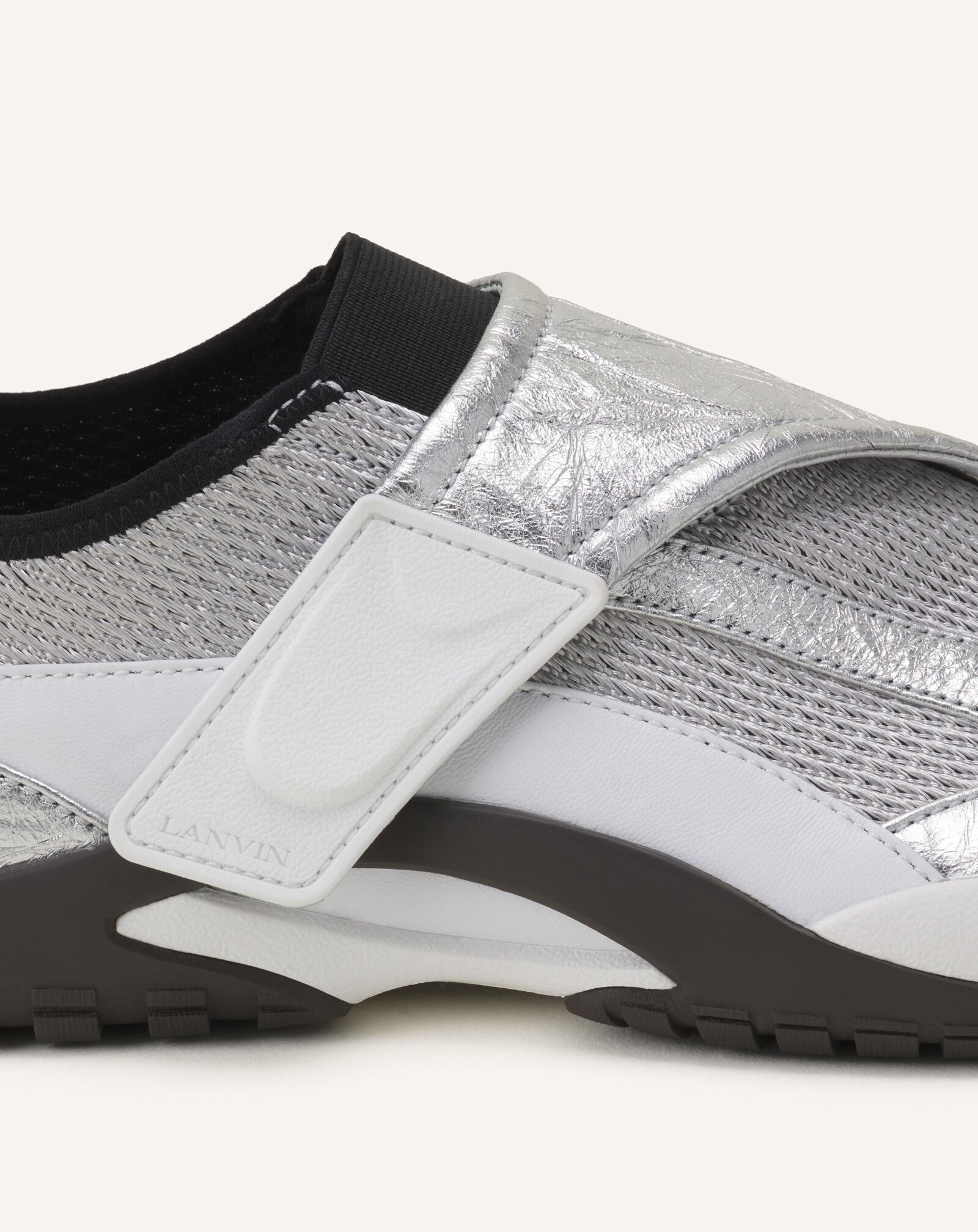 SNEAKER LNV1 EN CUIR METALLISE FROISSE Lanvin SNEAKER LNV1 EN CUIR METALLISE FROISSE Noir/Argent FUSKDK0IKNMCE26