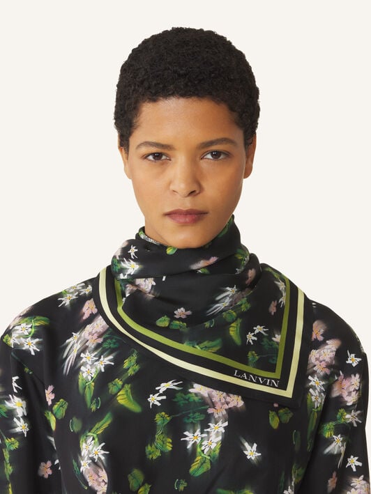 90X90 SQUARE PRINTS DREAMY DAISY Lanvin 90X90 SQUARE PRINTS DREAMY DAISY Black AWSAPSC21SDGH26