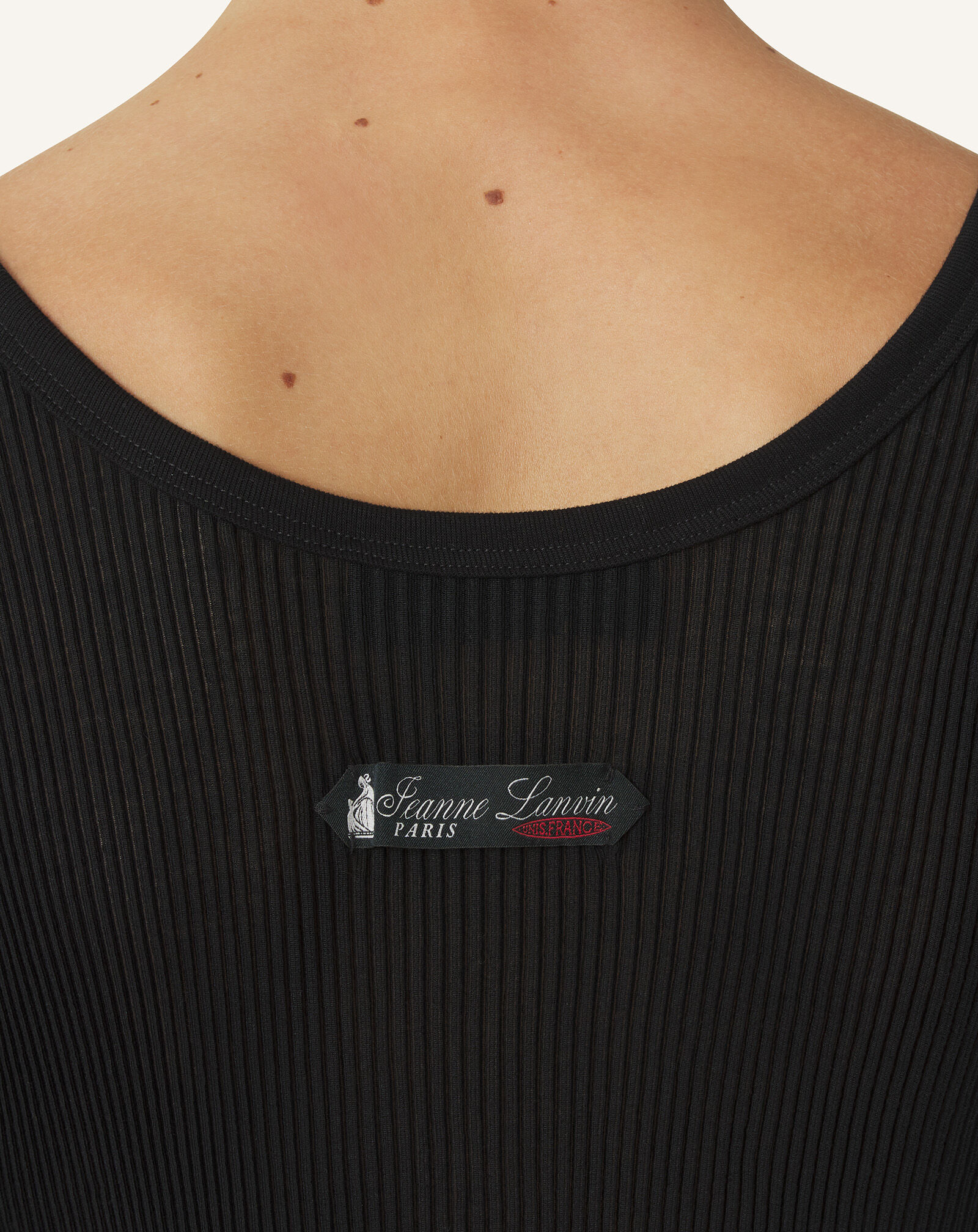 PLISSIERTES TANKTOP AUS JERSEY Lanvin PLISSIERTES TANKTOP AUS JERSEY Schwarz RMTS0132J049P26