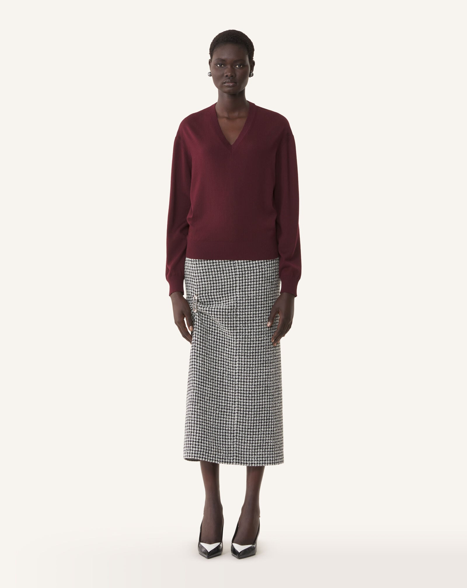 PULL COL V DÉTAIL GROS GRAIN EN MÉRINOS Lanvin PULL COL V DÉTAIL GROS GRAIN EN MÉRINOS Grenat RWPO0027K101A26