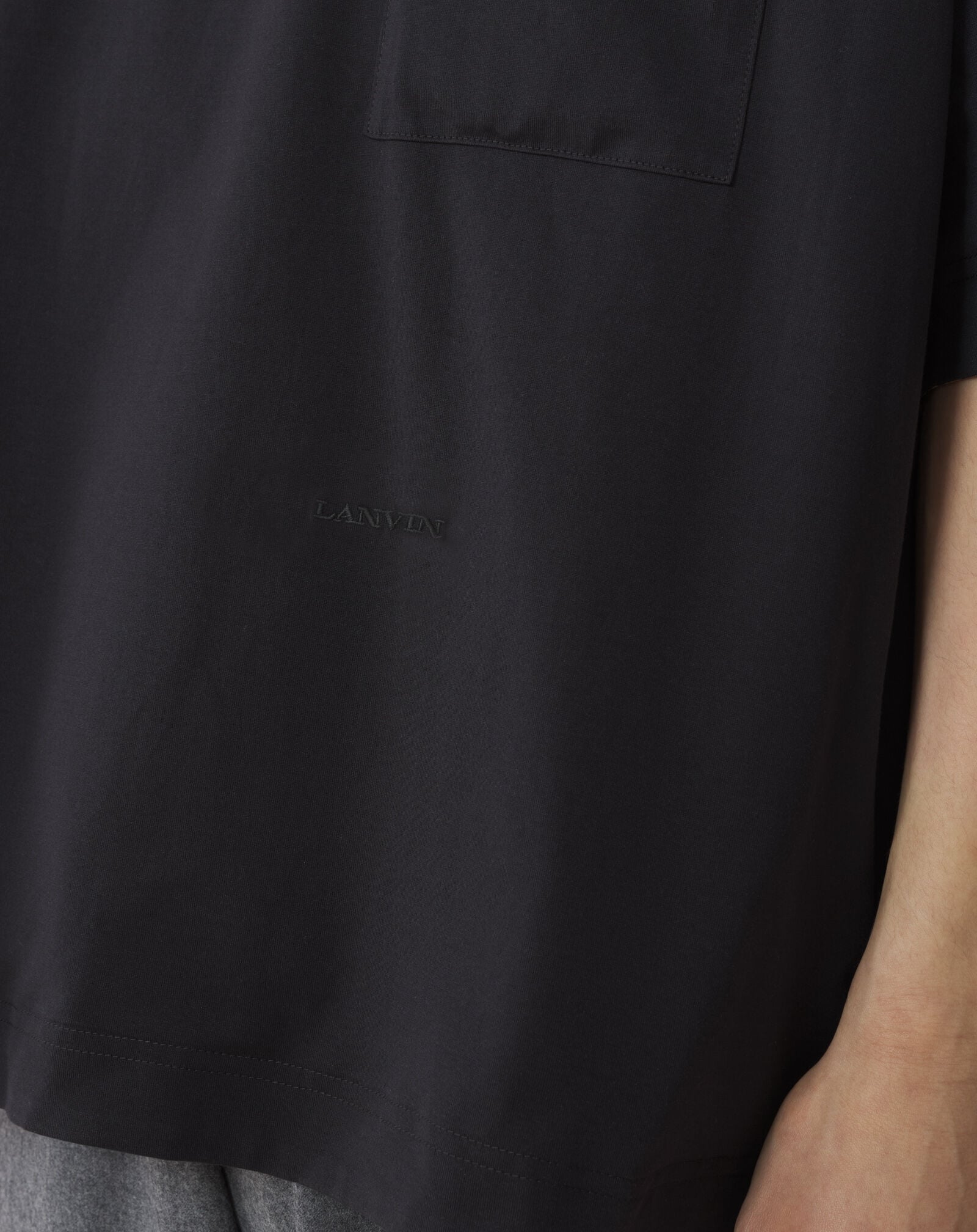 CAMISETA REVERSIBLE ESTAMPADA DE ALGODÓN Y TAFETÁN Lanvin CAMISETA REVERSIBLE ESTAMPADA DE ALGODÓN Y TAFETÁN Negro RMTS0068J040A26