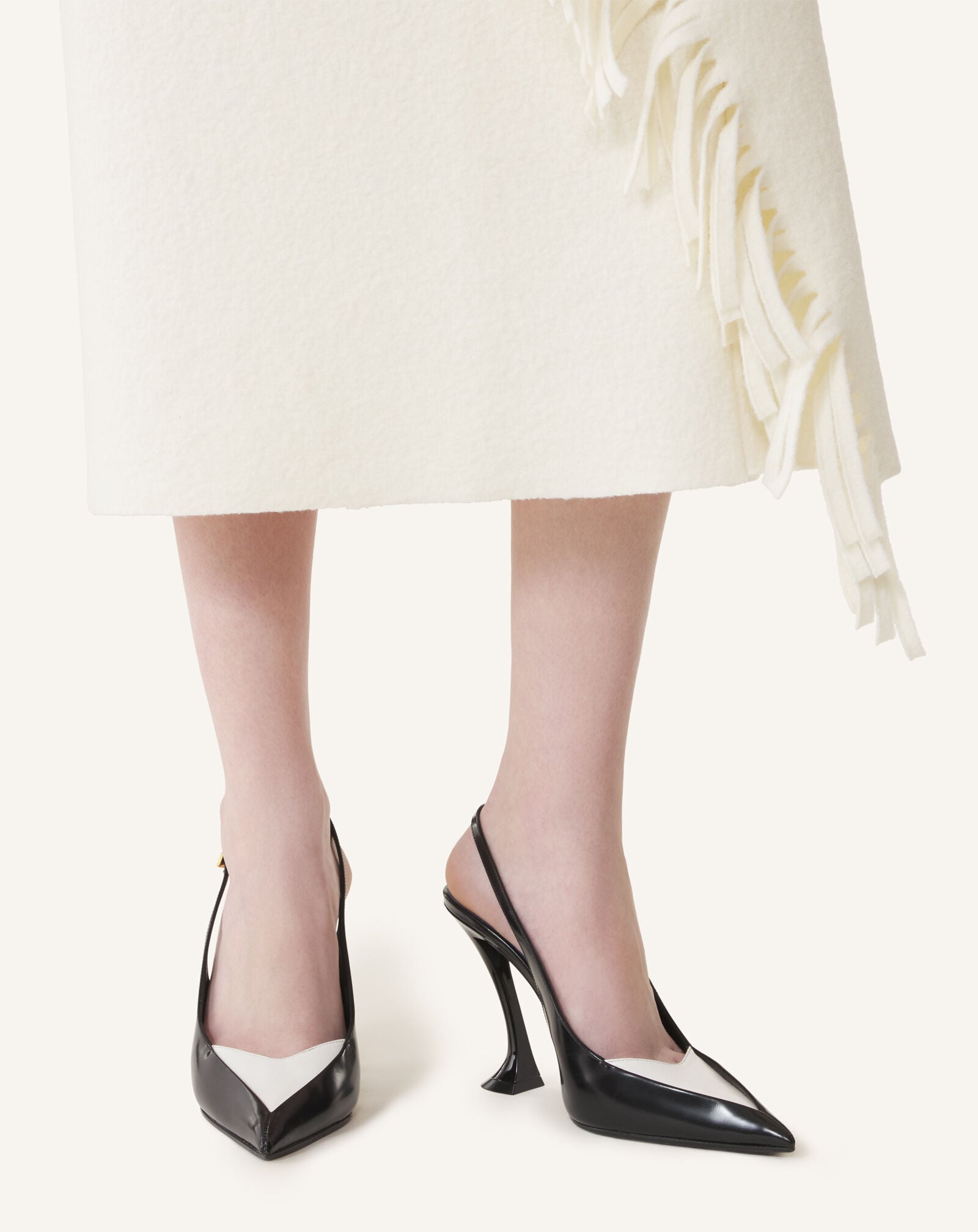 SLINGBACK SERENADE EN CUIR Lanvin SLINGBACK SERENADE EN CUIR Noir/Blanc FWPUMP17SZNAA26