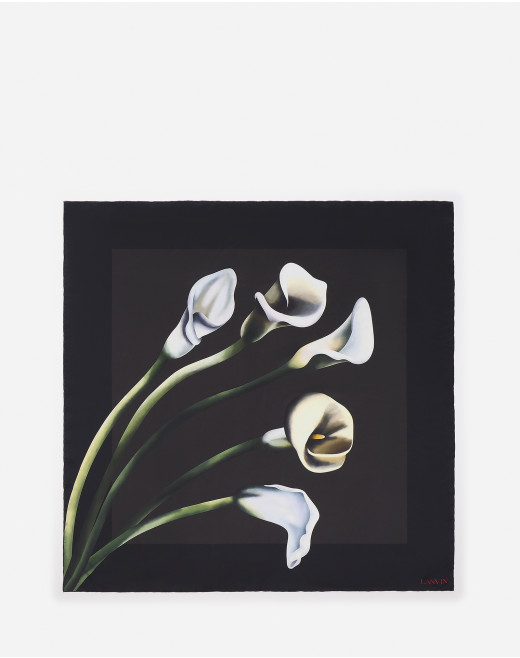 CARRE IMPRIME FLEUR EN SOIE