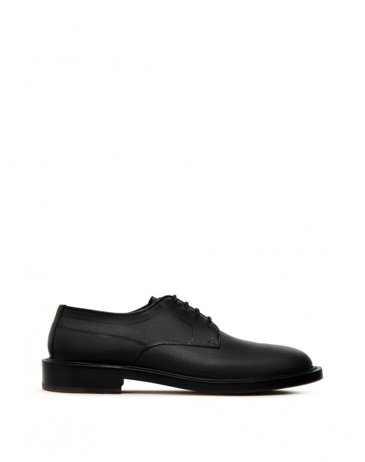 DERBY EN CUIR
