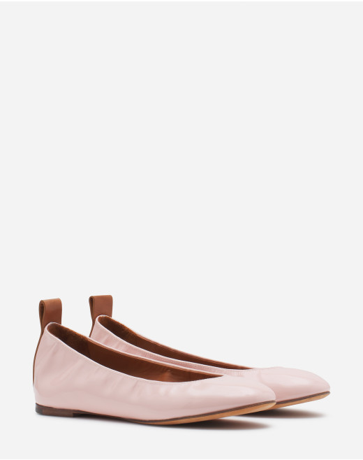 LA BALLERINE EN CUIR BRILLANT