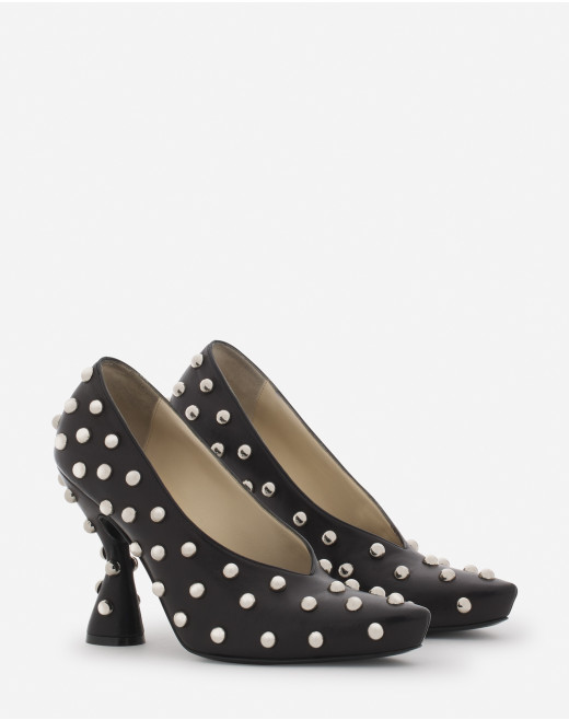 STUDDED MUSE LEATHER PUMPS