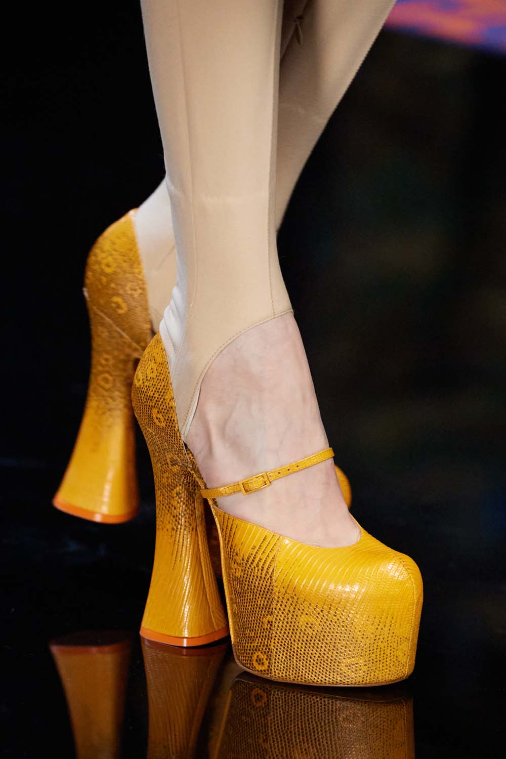 Lanvin FW22 Details